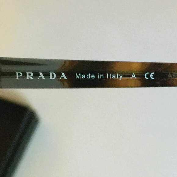 PRADA READING GLASSES - Picture 2 of 3